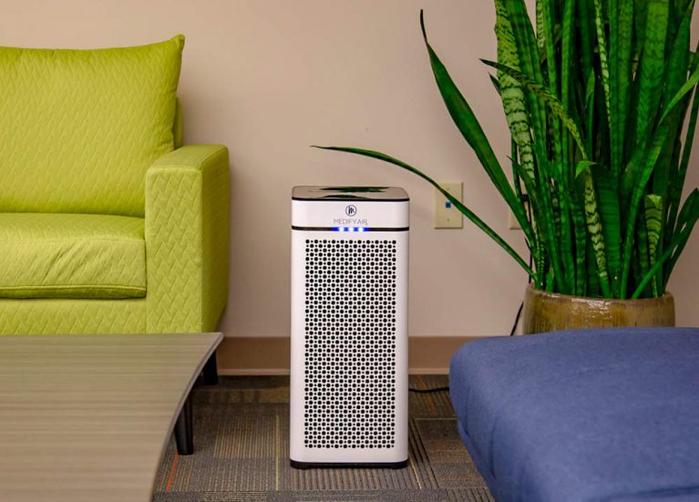 6 Best Air Purifiers for Allergies Reviewed in Detail (Winter 2024)