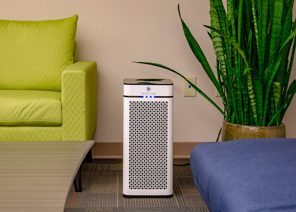 6 Best Air Purifiers for Allergies Reviewed in Detail (Winter 2024)