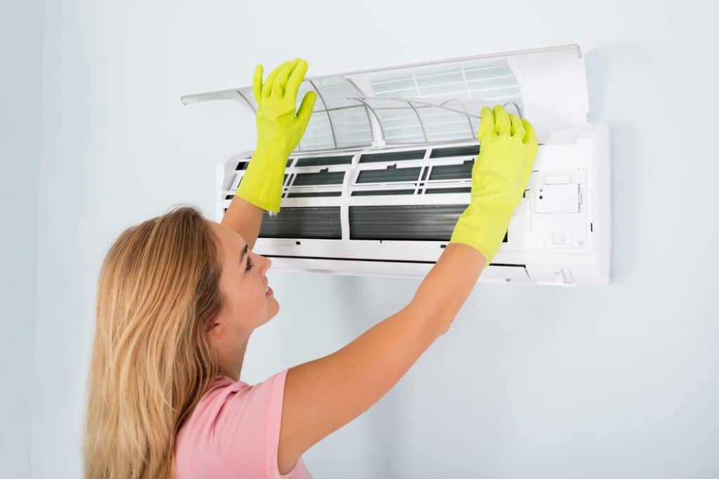 12 Best Air Conditioners for Always-Perfect Temperature in Rooms