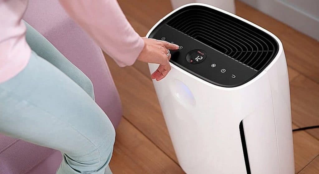 9 Best Air Purifiers under $200 – Fantastic Performance and Reasonable Price! (Fall 2022)