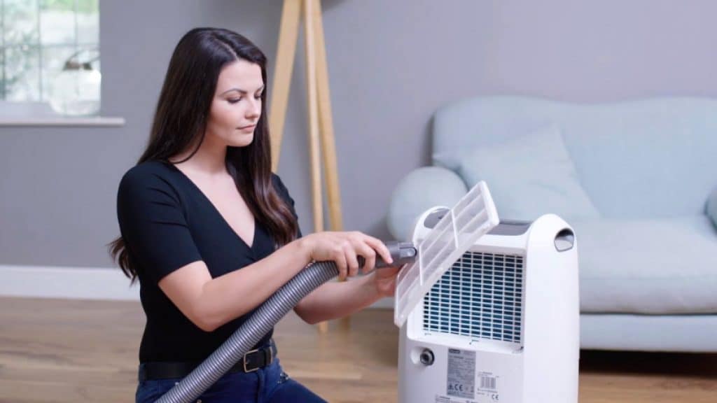 Dehumidifier vs. Fan Which Is More Effective for Your Home?