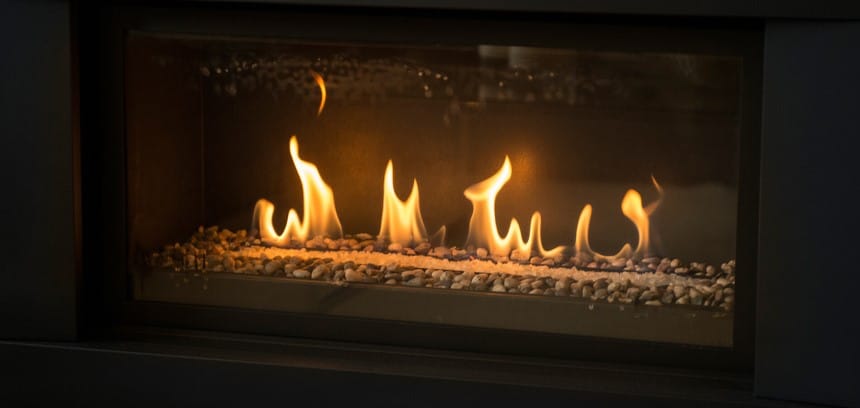 6 Best Gas Fireplaces – Cozy Home with No Needless Mess! (Spring 2023)
