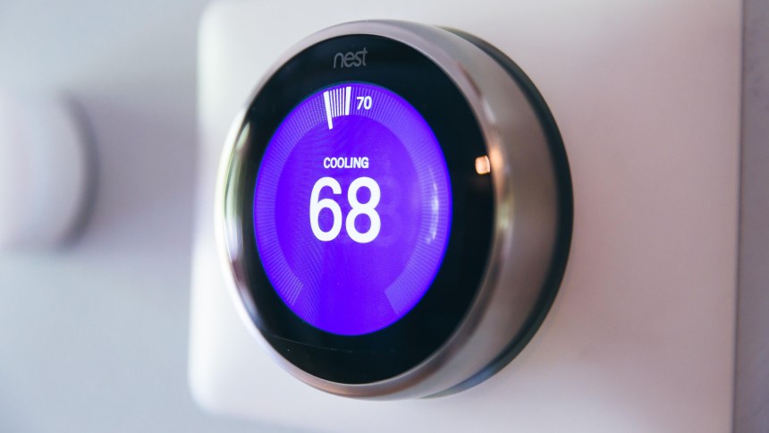 Nest vs Honeywell Smart Thermostat: Which is Better? (2023)